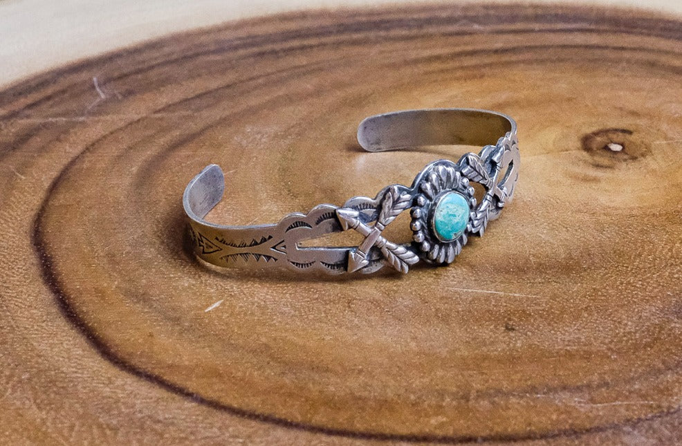 Single Green Stone Cuff with Arrows Sterling